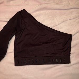 Victoria’s Secret open shoulder crop top!